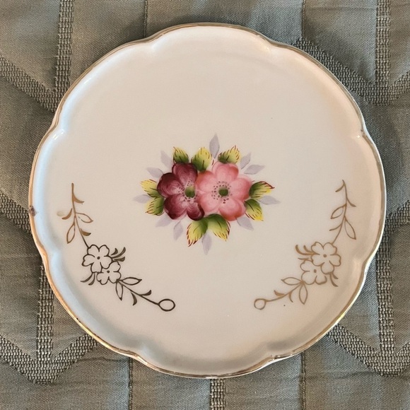 Vintage Other - Vintage Japanese Porcelain Appetizer / Dessert Plate — White & Gold Pink Floral